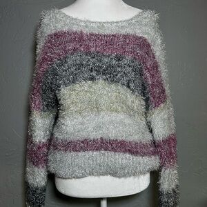 Christmas Wild Fable Shimmering Silver Fuzzy Sweater cozy size M. 🎄🎅🏻 (c)